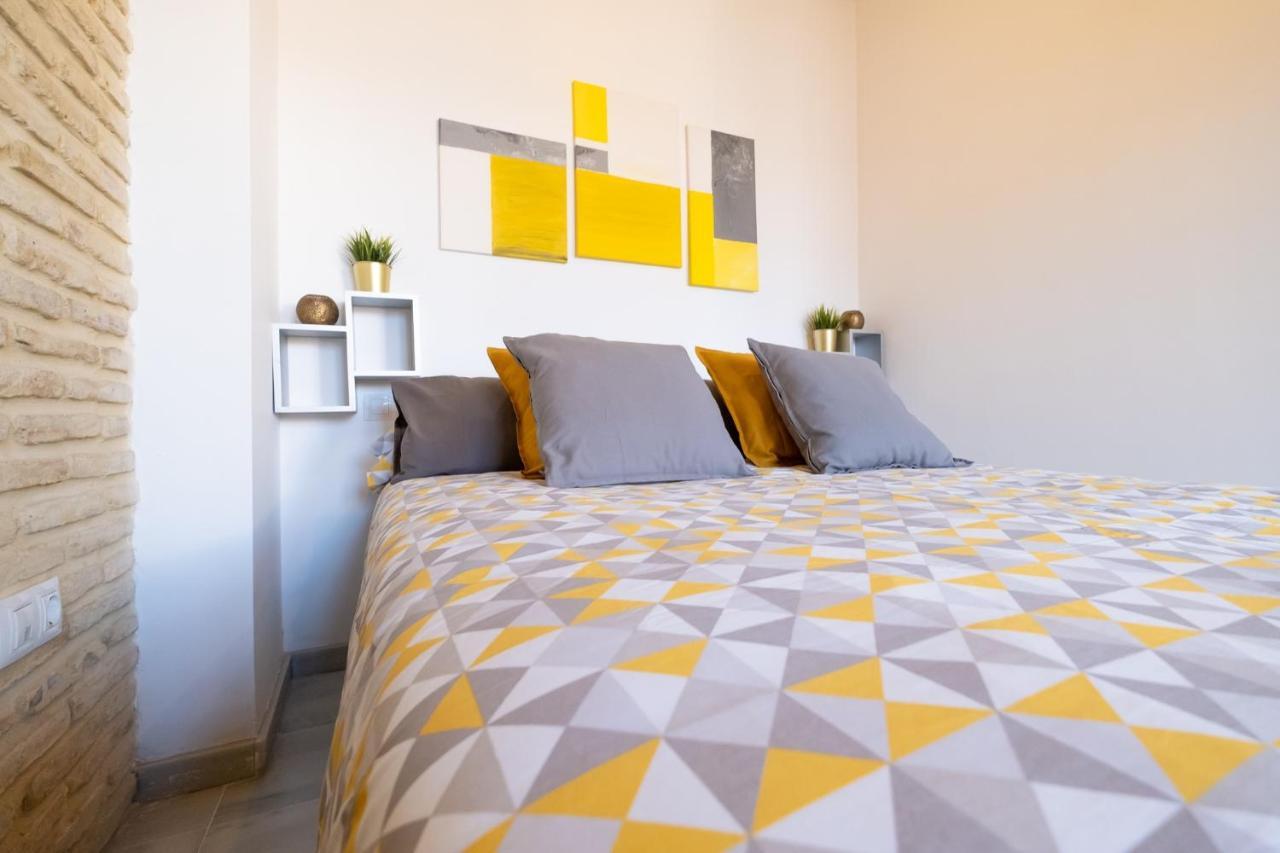 Apartament Triana Penthouse Sewilla Zewnętrze zdjęcie