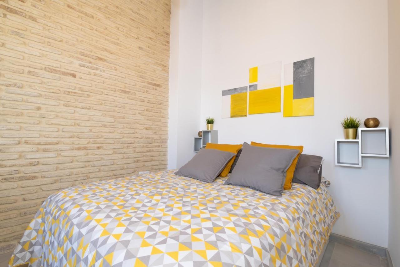 Apartament Triana Penthouse Sewilla Zewnętrze zdjęcie