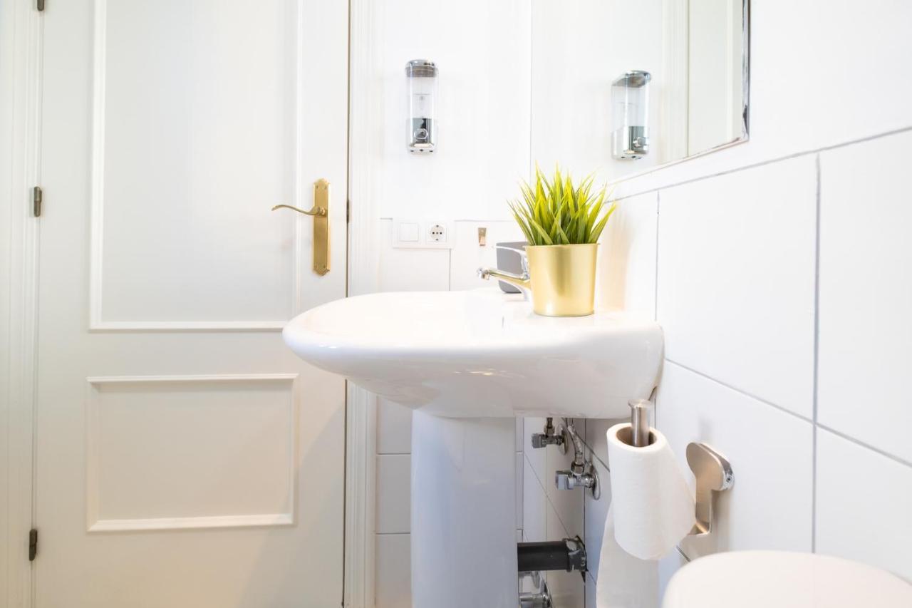Apartament Triana Penthouse Sewilla Zewnętrze zdjęcie